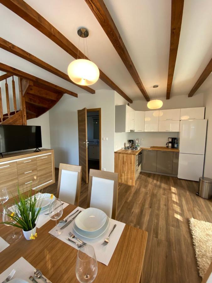 Holiday home Dom Pod Orzechem *
