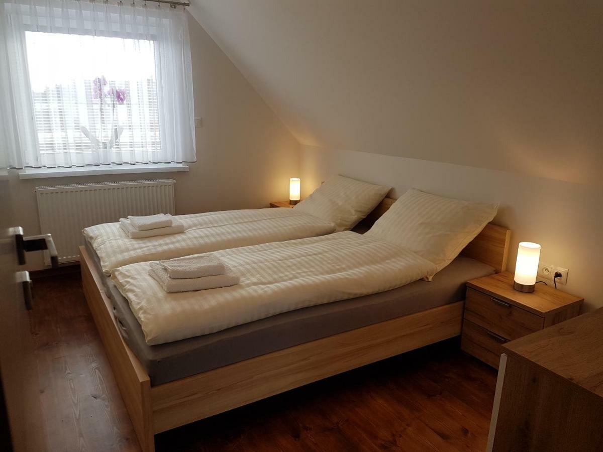 Dom Pod Orzechem Feriehus *